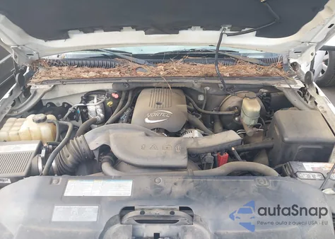 2002 Chevrolet Avalanche 1500 z USA, uszkodzony, nr VIN 3GNEC13T92G185390